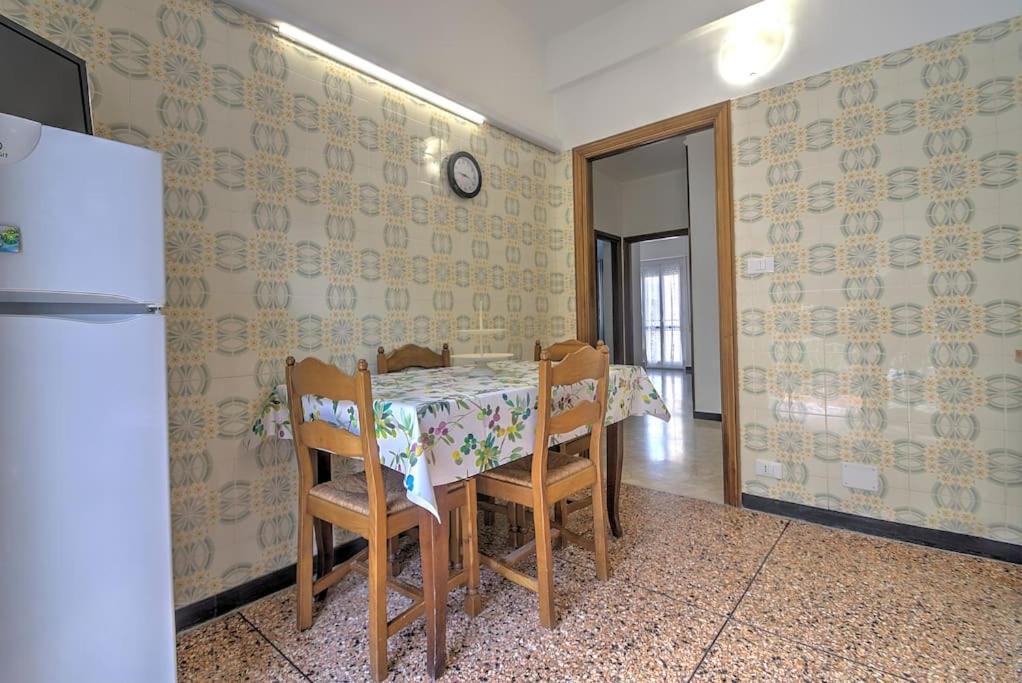 Mariani'S Home Finale Ligure Bagian luar foto